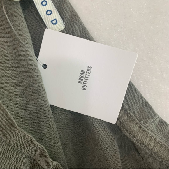 Urban Outfitters Junk Food Back Breaking Hearts Graphic T Shirt - Picture 10 of 11